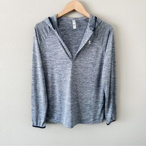 Under Armour Women’s Blue Loose Heat Gear Hooded Athletic Sweatshirt Size Medium